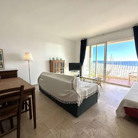 Apartment Hyetouze T2 Pour 4 Personnes Vue Et Port- Port Hyeres